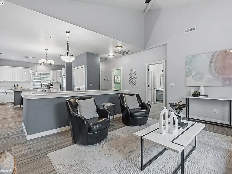 7704 SW Cresmoor Dr — Photo 13