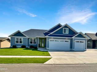 2817 Chokecherry St, Williston, ND 58801