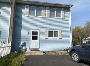 33 S Aspen Rd, Middletown, NY 10940