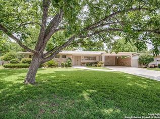 534 Robinhood Pl, San Antonio, TX 78209