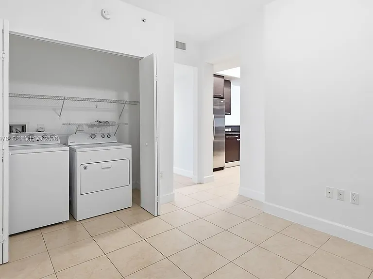 3030 NE 188th St #509 — Photo 15
