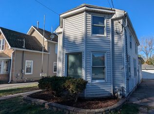 1319 S Washington St, Lockport, IL 60441