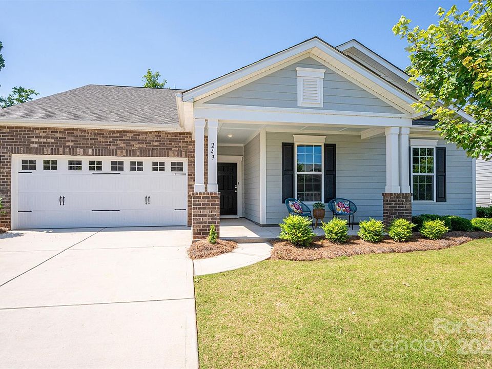 1st image of 249 Barberry Dr