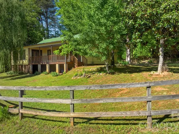 3205 Collinsville Rd, Columbus, NC 28722
