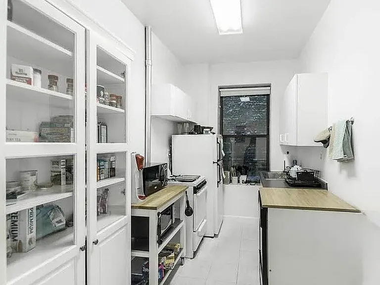 119 Avenue A #5C — Photo 2