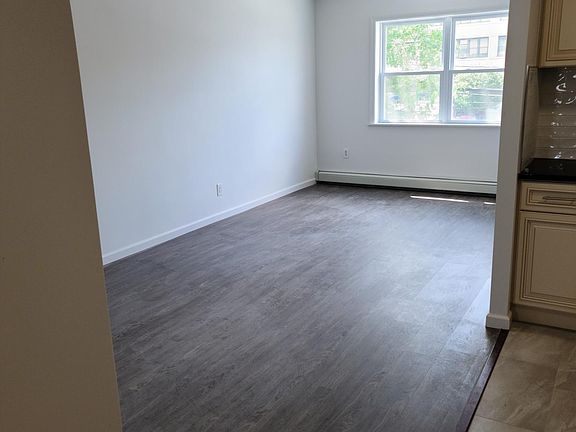 3rd image of 78-03 164th St #2
