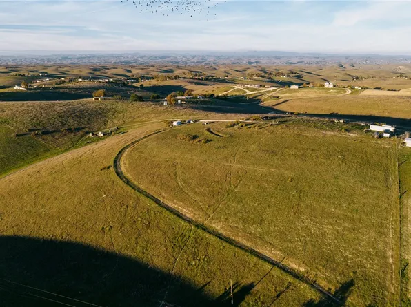 3520 Yosemite Pl, Paso Robles, CA 93446