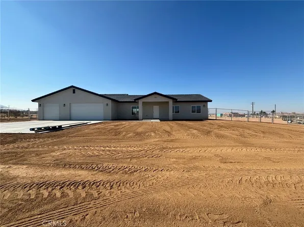 10770 Chipmunk Rd, Apple Valley, CA 92308