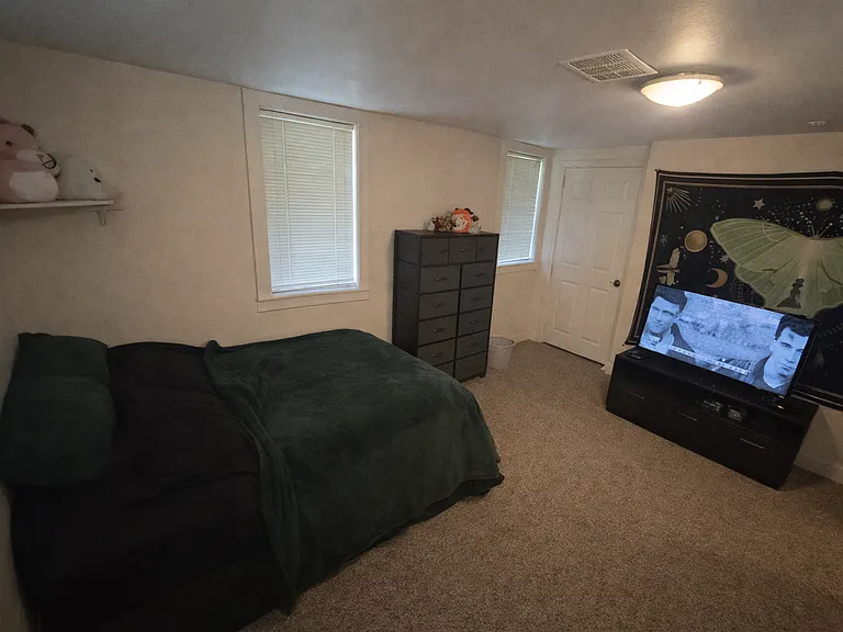 1803 Hill St — Photo 10