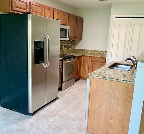 3rd image of 4558 Ashburn Square Dr