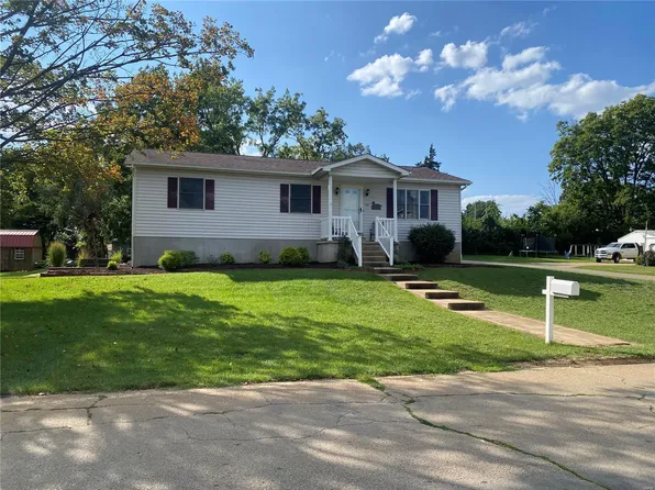 107 N Washington St, Desloge, MO 63601