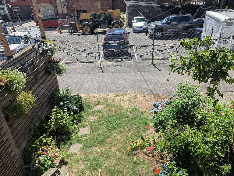 313 K St NE — Photo 24