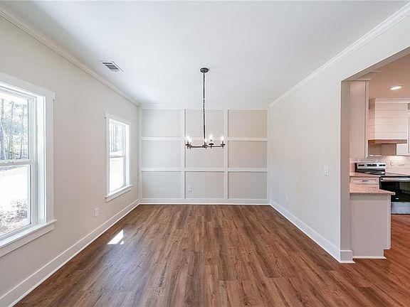 5th image of 3300 Holly Springs Rd