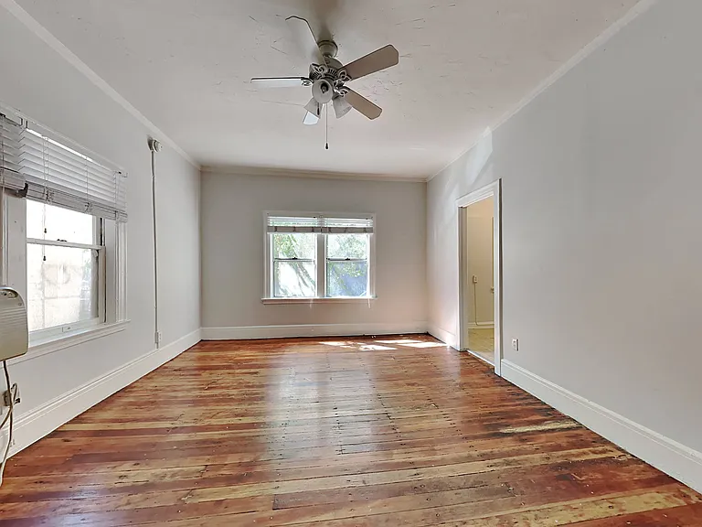 6434 Yucca Street — Photo 5