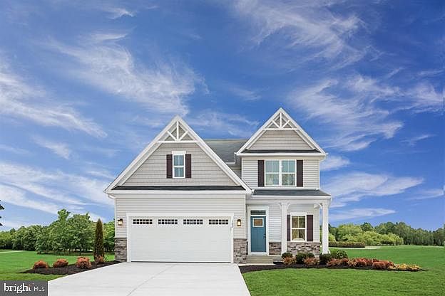 1st image of 1001 Regents Ln