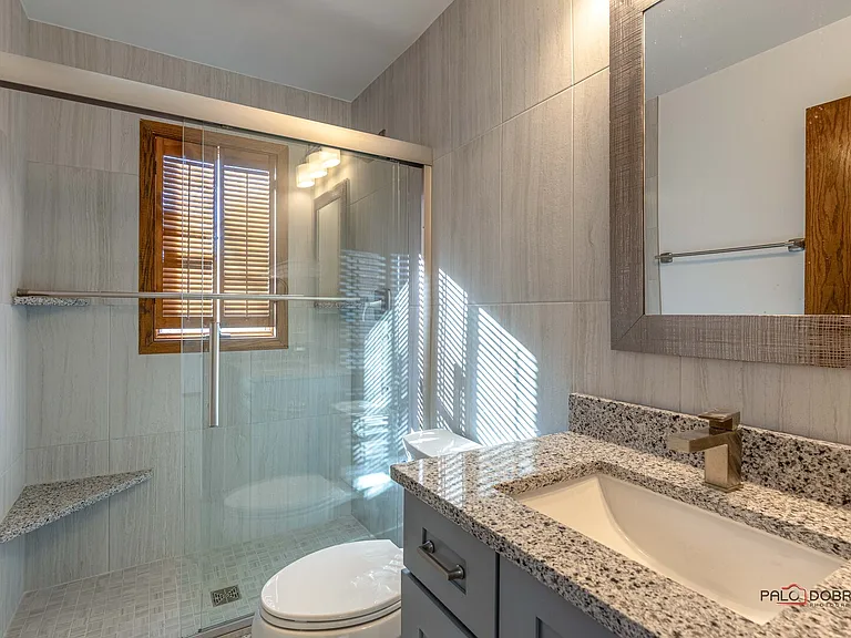 2450 Chas Dr — Photo 18
