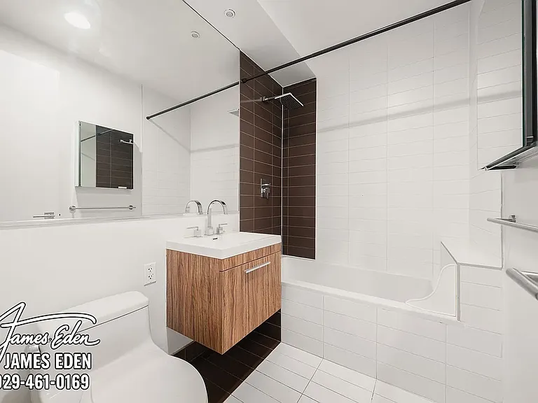 462 Keap St #5H — Photo 6