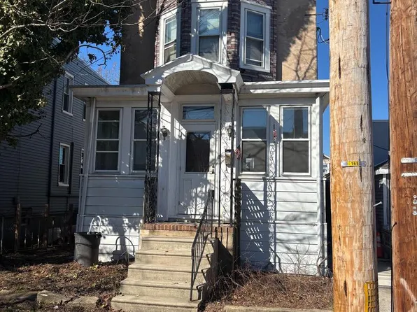 134 Putcan Ave, Essington, PA 19029