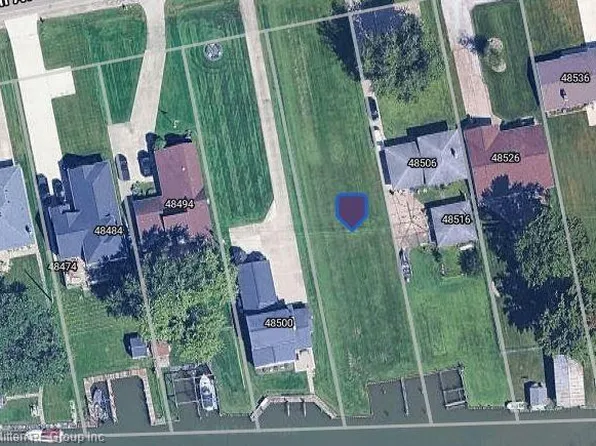 48506 Jefferson Ave, Chesterfield, MI 48047