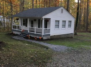 1085 Clayton Rd, Powhatan, VA 23139