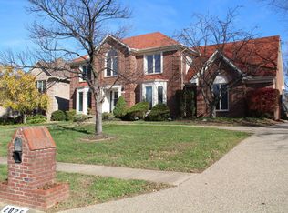2825 Woods Club Rd, Louisville, KY 40241