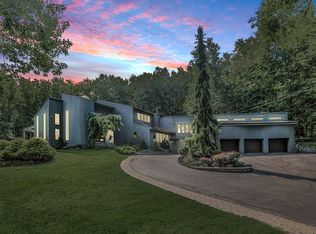 16 Perona Rd, Andover, NJ 07821