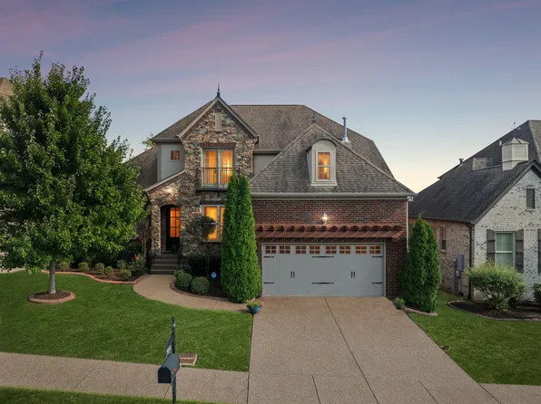 5137 Mountainbrook Cir, Hermitage, TN 37076