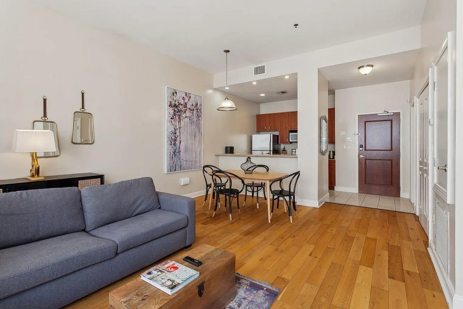 1 bed, 2.0 bath, 430 sqft, $4,156 — Photo 3