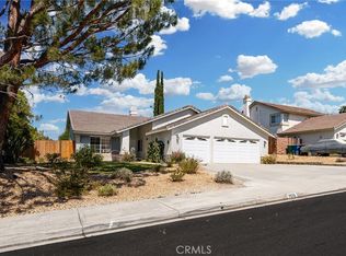 7572 Lochinvar Ct, Highland, CA 92346