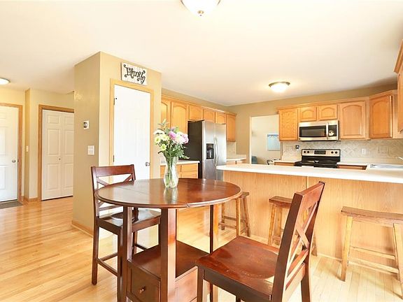 5th image of 1160 Mallard Bay Pl