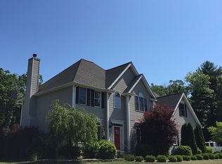 4 Powder Mill Ln, North Granby, CT 06060