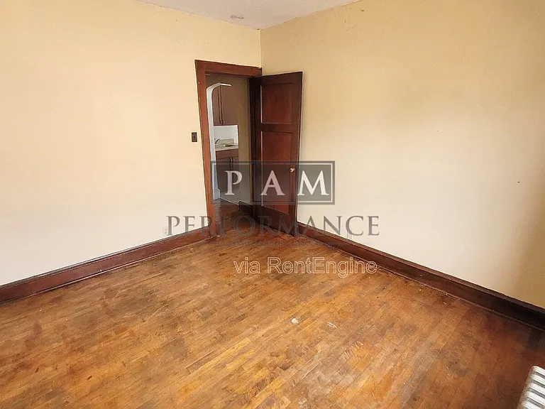 3927 E Layton Ave #6 — Photo 7