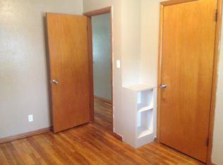 45 Columbia St, Carlisle, IA 50047