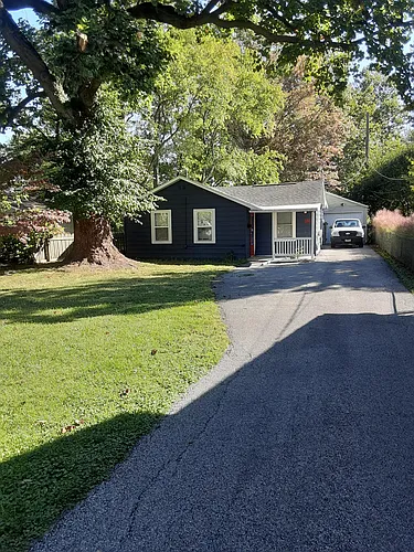 1812 S Park Ave Photo 1