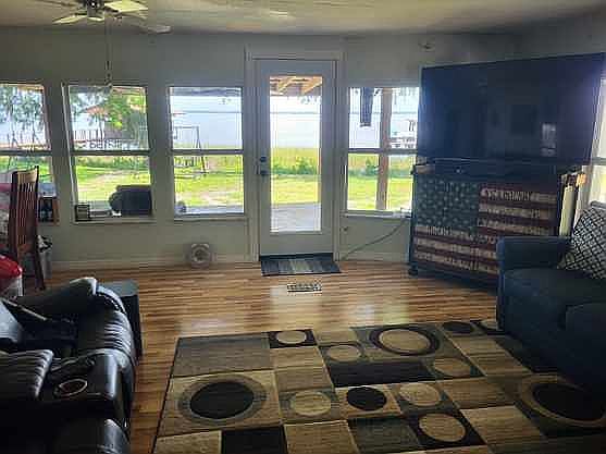 5th image of 34120 Linda Ln