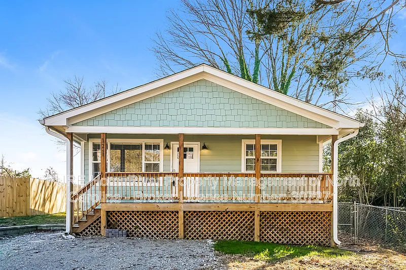 121 Gilbert Ave
