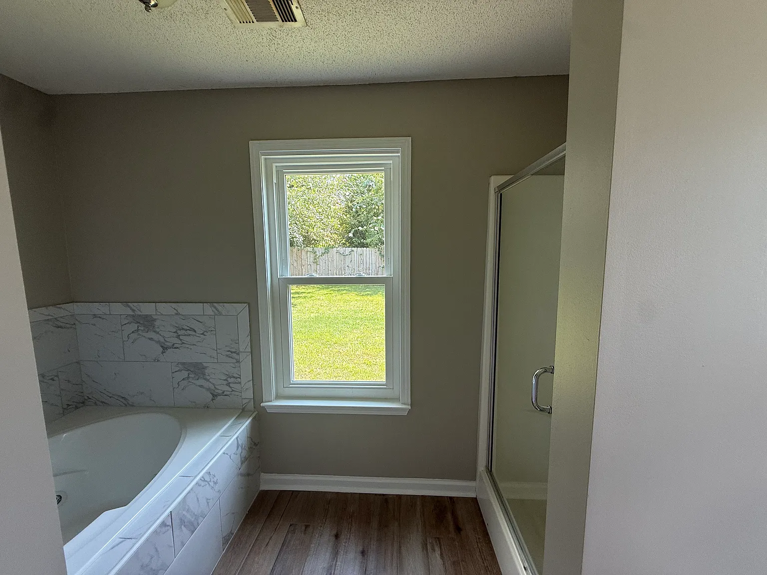 3 bed, 1362 sqft, $1,795 — Photo 4
