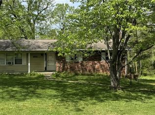 1651 N Trend Dr, Zanesville, OH 43701