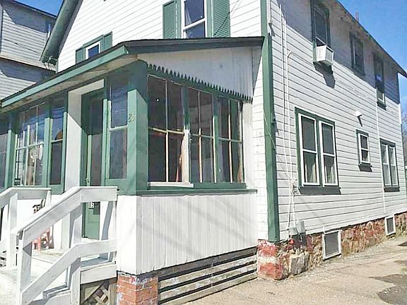 3rd image of 85 Narragansett Ave