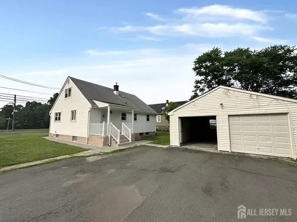 796 Hamilton St, Somerset, NJ 08873