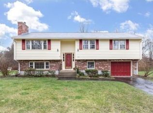 165 Cambridge Tpke, Concord, MA 01742