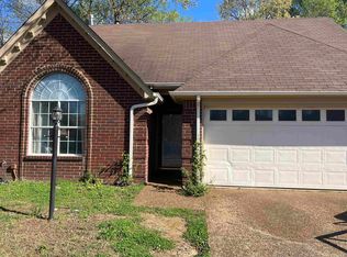 1850 Black Bear Cir E, Cordova, TN 38016