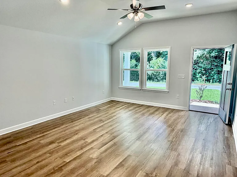 2913 Shoffner Ave — Photo 5