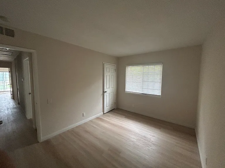 28421 Botorrita — Photo 5