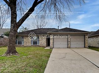 2218 Tall Ships Dr, Friendswood, TX 77546
