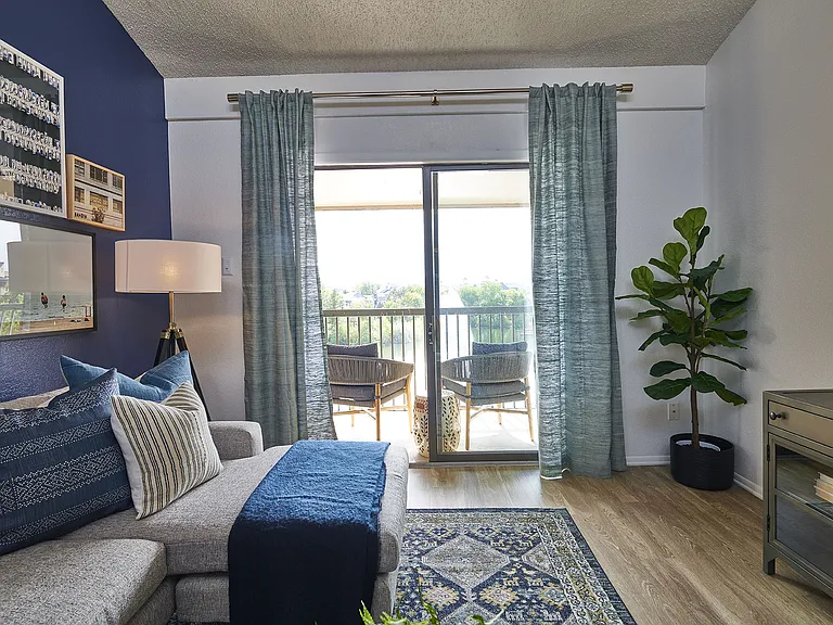 Lakeview Towers at Belmar — Photo 18