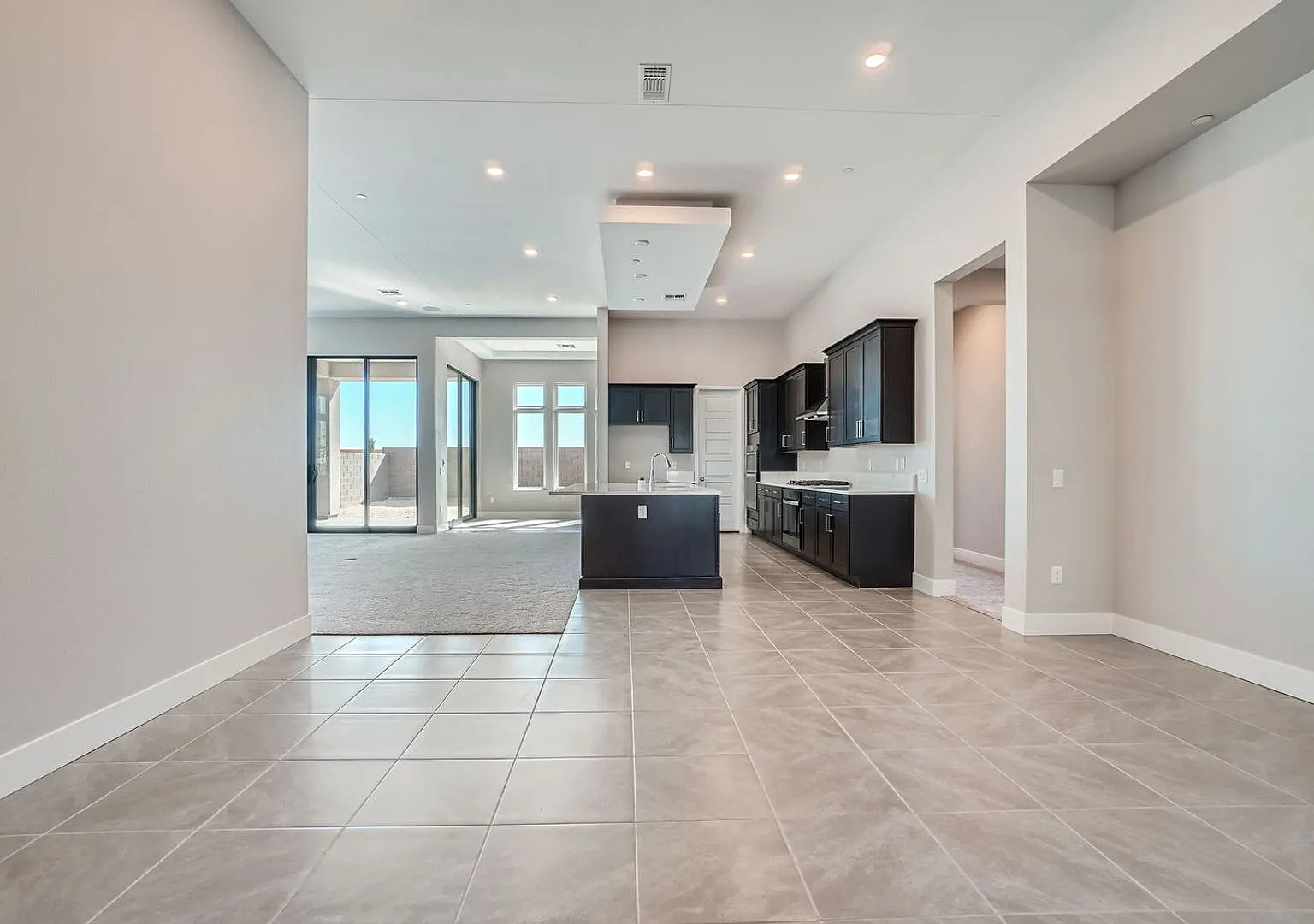 Brand New Summerlin Single Story Home — Photo 4
