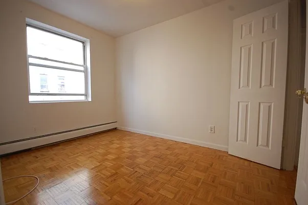 Rented by REAL New York | media 18