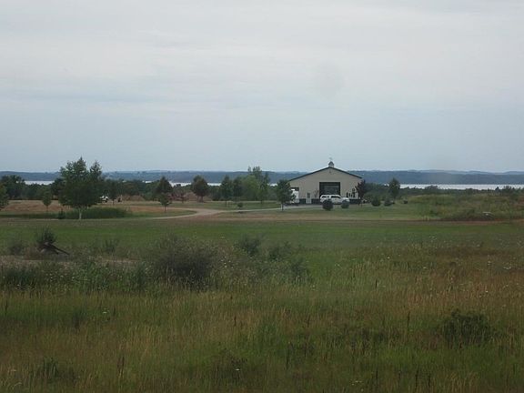 2nd image of 4652 Cairn Hwy