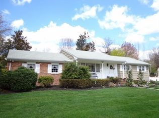 55 Gemeinhardt Pl, North Haledon, NJ 07508
